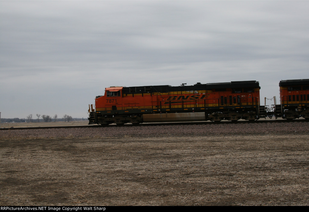 BNSF 7871